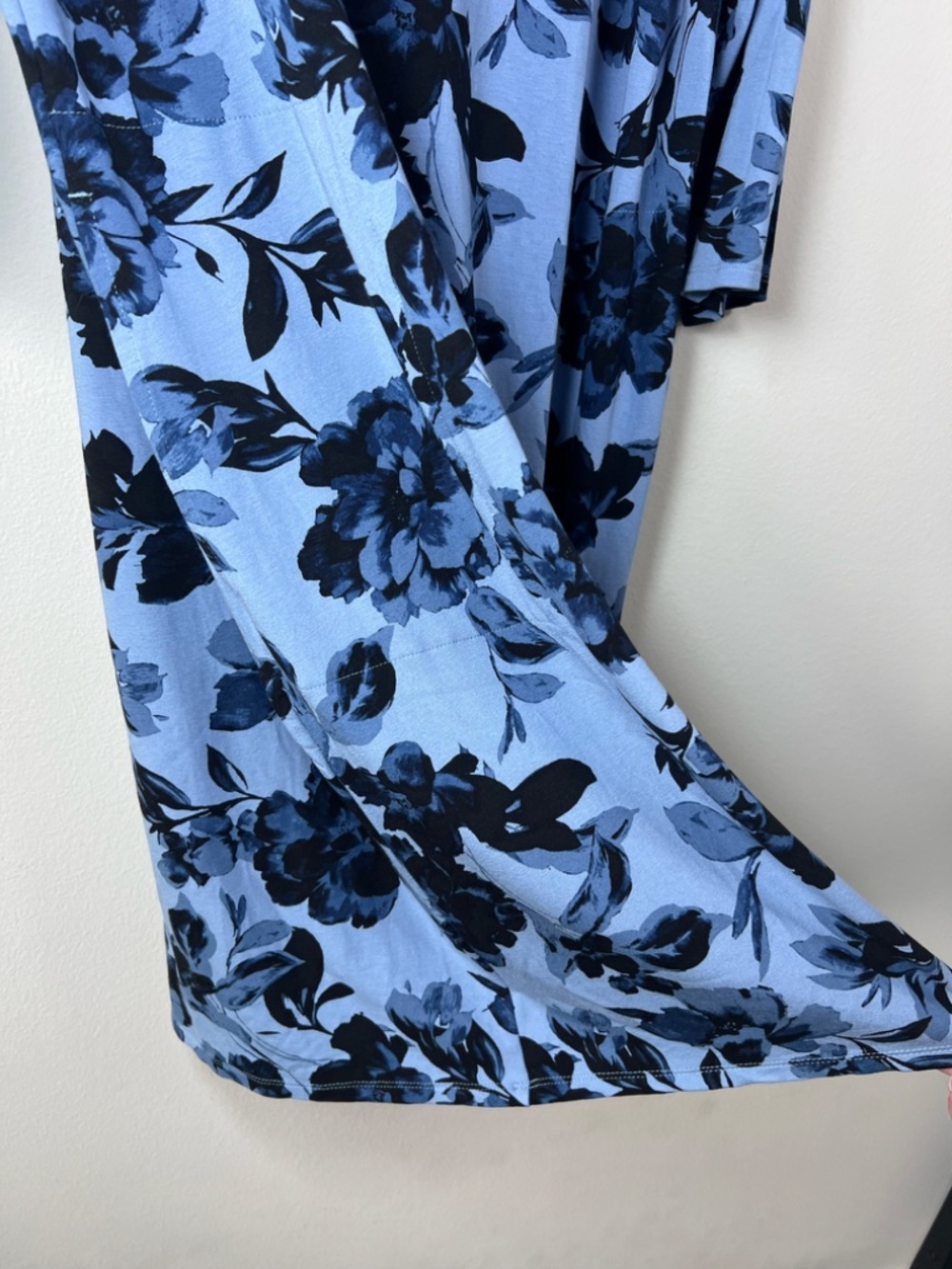 J. Jill Wearever Floral Shift Dress Blue Pockets Jersey Knit Cottagecore Medium - Picture 10 of 16